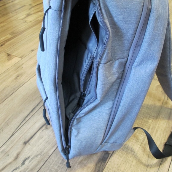 Gray City Backpack Computer Laptop Bag NWOT - Picture 4 of 14